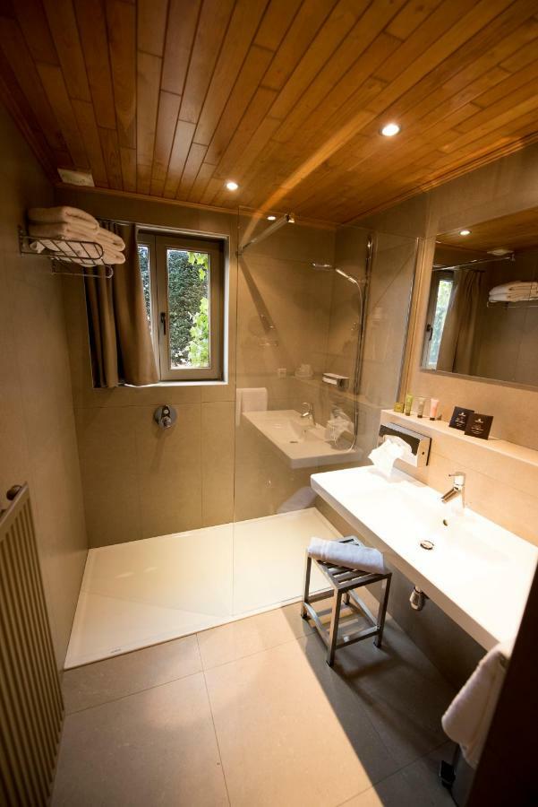 Hostellerie Gilain Achêne Екстериор снимка